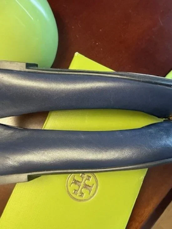 NWT TORY BURCH- CHELSEA CAP-TOE BALLET FLAT- Size: 7.5 Royal Navy - Picture 9 of 11